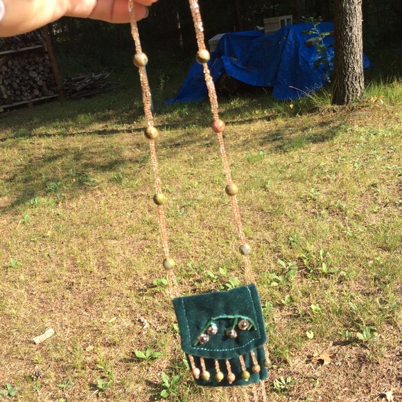 Hand sewn and beaded decorative mini purse. - Picture 3 of 7